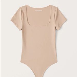 Abercrombie & Fitch tan nude shortsleeve bodysuit